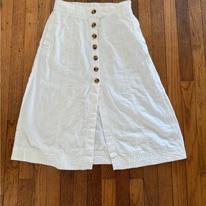 Universal Thread White A-Line Button Skirt